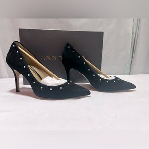 NIB Ann Taylor Loretta Pearl Trim Pump